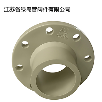 ���i���m